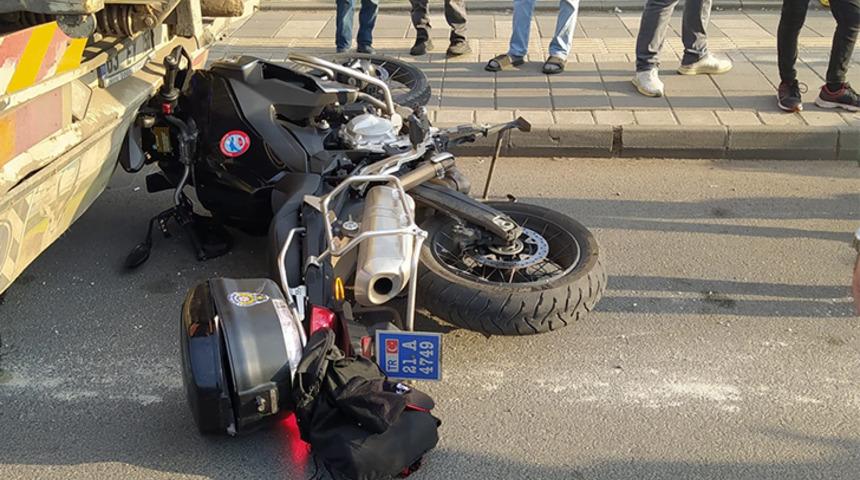 Polisten kaçan 16 yaşındaki sürücü Yunus ekibine çarptı!