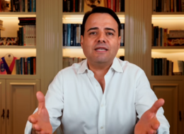 "Bu bir ihbardır" diyen Özgür Demirtaş dolandırıcılara karşı herkesi uyardı:  Yatırım tavsiyesi veren hiçbir girişimim yok