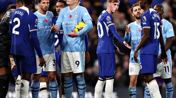 Rönesans tablosu gibi! Yağmur altında karşılaşan Chelsea ile Manchester City'nin maçında toplam 8 gol çıktı