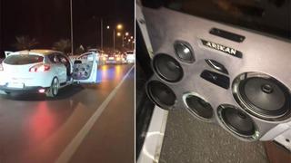 Aracıyla kapıları açık seyretti: O anlar pahalıya patladı