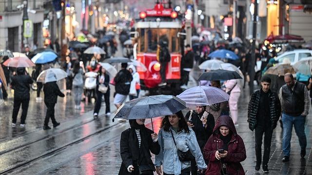 Meteoroloji'den İstanbul ve 12 il için sarı kodlu uyarı! Montsuz, yağmurluksuz çıkmayın! (13 Kasım 2023 hava durumu)