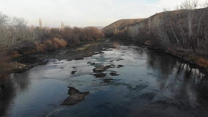 Kızılırmak'ta alarm! 5 ayda bu hale geldi: İki fotoğraf, farkı gözler önüne serdi G5