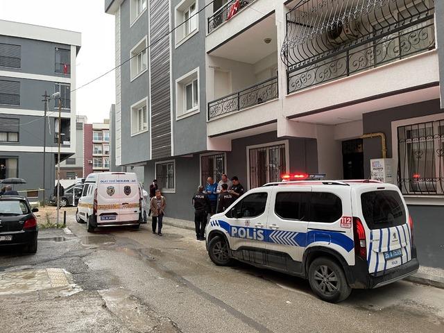 İzmir'deki silahlı saldırıda 1 kişi öldü, 2 kişi yaralandı