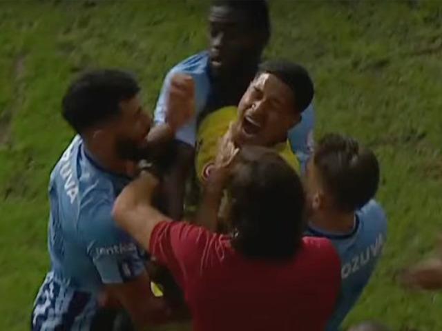 Fenerbahçe'den Adana Demirspor maçında yaşanan Jayden Oosterwolde'nin pozisyona zehir zemberek tepki!