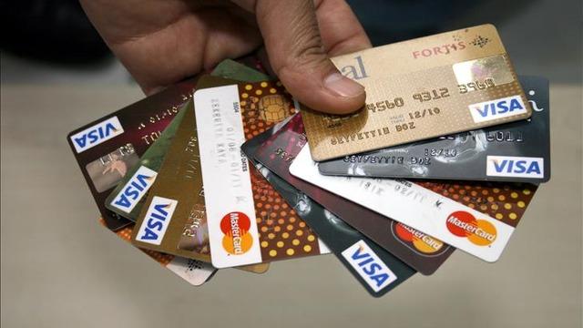 Kredi kartı için korkutan senaryo! Tarih vererek uyardı, 'Zombi şirketler' kavramına dikkat çekti