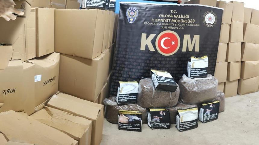 Yalova'da bir kamyonda 6 ton ka&ccedil;ak t&uuml;t&uuml;n ele ge&ccedil;irildi