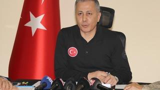 Darp, silahla tehdit, fuhuş... Bakan Yerlikaya duyurdu: Sarallar suç örgütü çökertildi