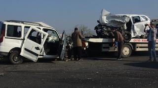 Otoyolda ters şerit dehşeti! 3 kişi feci şekilde can verdi...