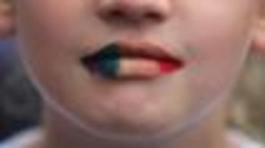 Konuşmadan &ccedil;ok şey anlatan dudaklar