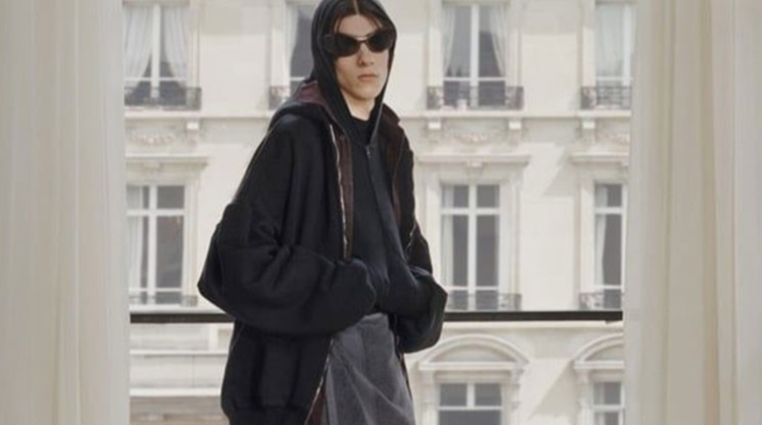 Balenciaga'nın çıkardığı yeni 'Havlu Etek' sosyal medyanın diline düştü! Fiyatını duyanlar inanamadı