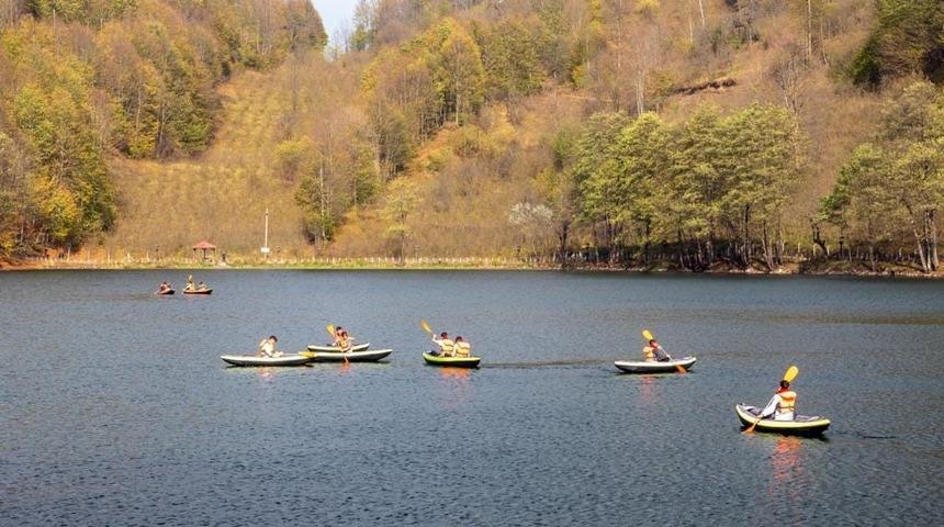 Gölbaşı’ndaki öğrenciler Ordu’da ki kano etkinliğine katıldı