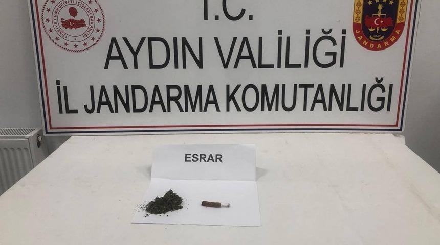 Üzerinde uyuşturucu ile yakalandılar: 5 gözaltı