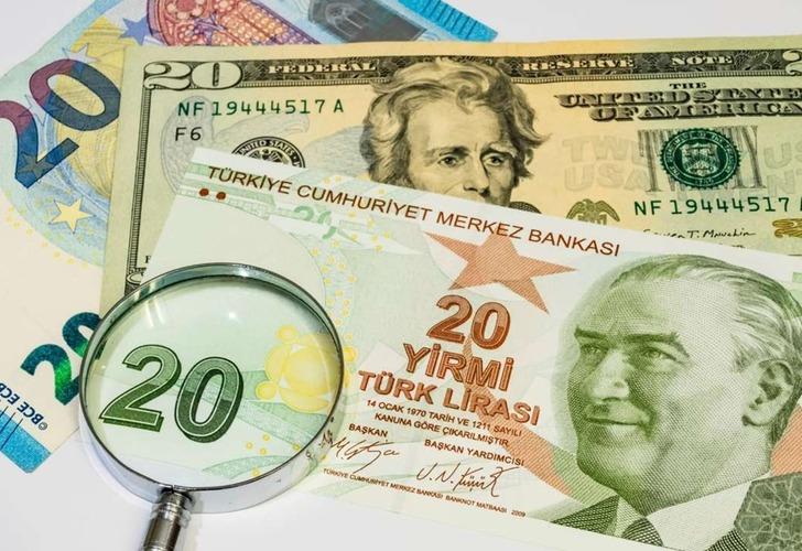 Bankada doları, eurosu olan ‘Türk Lirası’ dedi: Kur Korumalı Mevduat’ta fren tutmuyor! 100 milyar doların altına geriledi