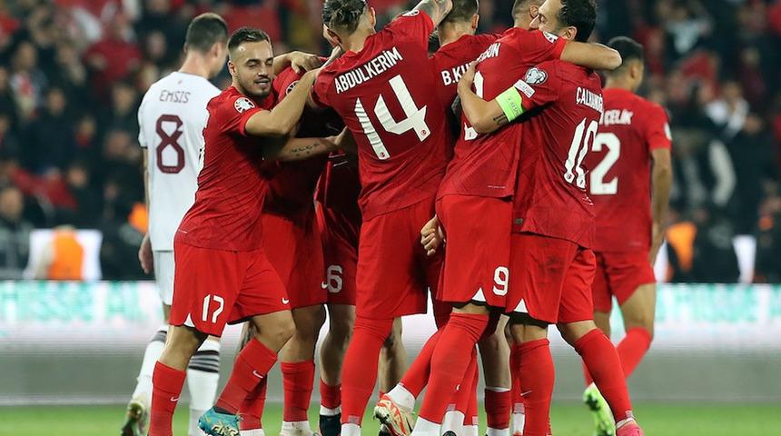 A Milli Takım’da Cengiz Ünder ve Hakan Çalhanoğlu kadrodan çıkarıldı