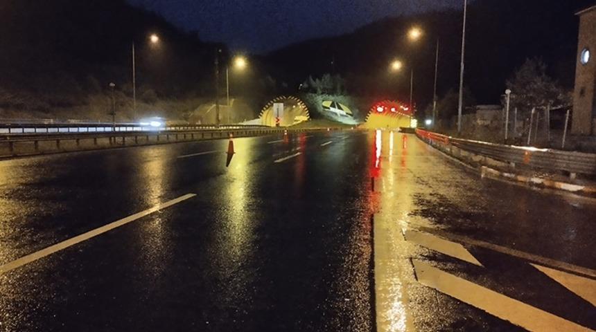 Son dakika: Bolu Dağı Tüneli İstanbul yönü geçici olarak kapatıldı!