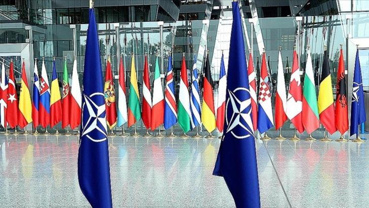 İsveç'in NATO'ya katılmasını öngören protokol görüşmeleri ertelendi