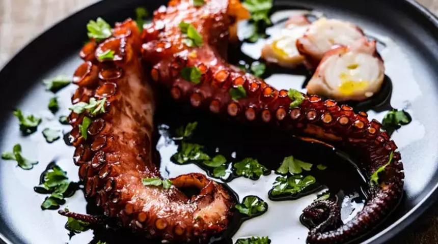 MasterChef Polpo Alla Luciana tarifi! İtalyan mutfağından Polpo Alla Luciana nasıl yapılır? İşte malzemeler