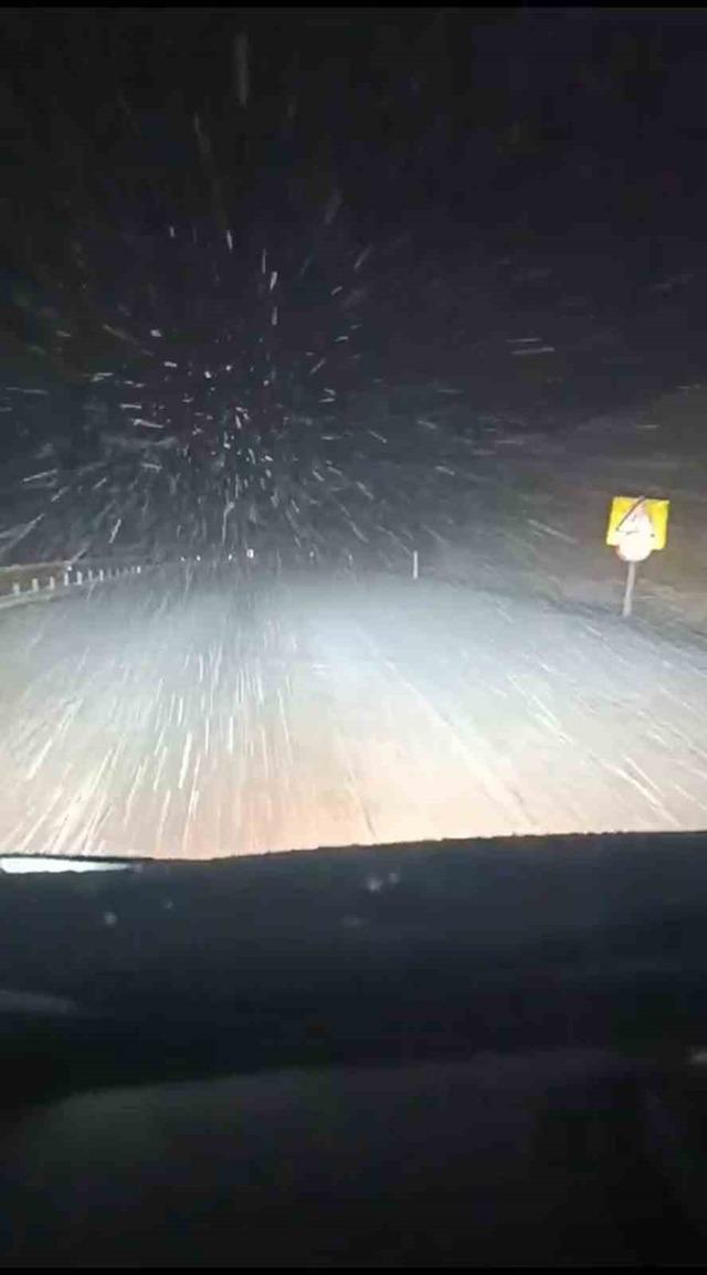 Kastamonu’nun yüksek kesimlerinde kar yağışı etkili oluyor