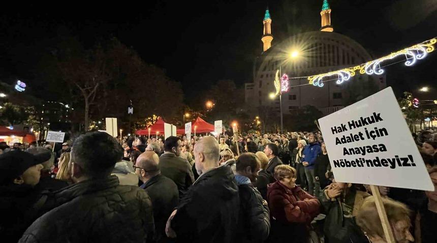 Avcılar’da “Anayasa Nöbeti” 7. gününde sona erdi