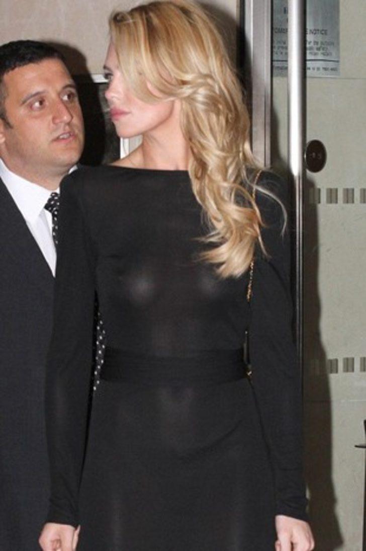 Üstsüz fotoğrafları çalındı G4