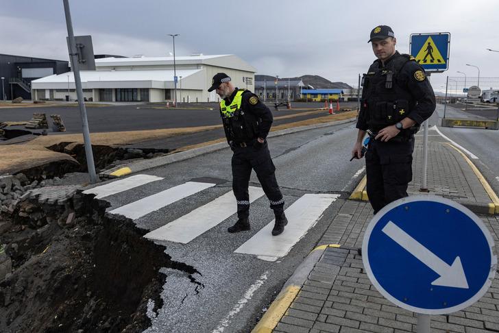 İzlanda'da hareketli anlar! 72 saatte binlerce deprem... Sadece 5 dakika evlerine girmelerine izin verildi G3