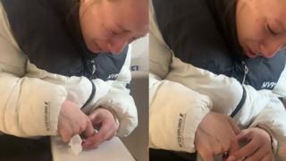 Parmağını sifona sıkıştırdı! Gözyaşlarına hakim olamadı... O anlar sosyal medyanın gündemine yerleşti