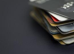 Kredi kartı kullanan kullanmayan herkesi ilgilendiriyor! Maaş promosyonu parçasıydı: KDK’dan para puanlar için karar