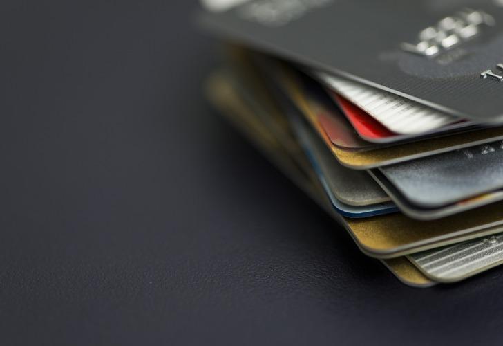Kredi kartı kullanan kullanmayan herkesi ilgilendiriyor! Maaş promosyonu parçasıydı: KDK’dan para puanlar için karar