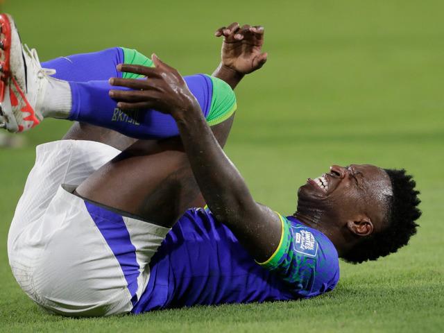 Galatasaray'ın yıldızı Davinson Sanchez Real Madrid'i yaktı! Arda Güler'in ardından bir sakatlık şoku daha