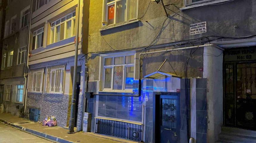Fatih’te 7 yaşındaki çocuk evde ölü bulundu, iddialar kan dondurdu