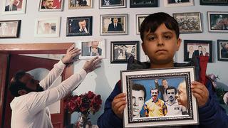 38 yaşındaki adamın Cumhurbaşkanı Erdoğan sevgisi! Evini adeta müzeye çevirdi, seçimden bir gün sonra doğan yeğenine adını verdi