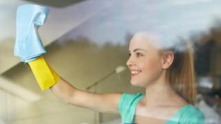 Camları uzun süre temiz tutmanın sırrı! Bu karışım camda tek bir leke bırakmıyor