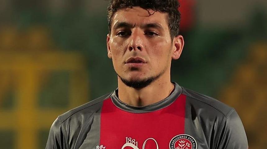 Salih Dursun'dan esprili eleştiri: ''Manchester maçını izleyince 'biz futbolcu değiliz' dedim''