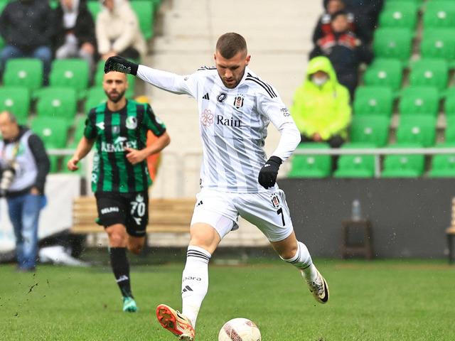 Beşiktaş, Sakarya'da hata yapmadı! Siyah-beyazlılar rakibini 2-1 mağlup etmeyi başardı