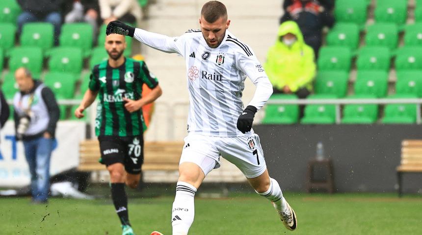 Beşiktaş, Sakarya'da hata yapmadı! Siyah-beyazlılar rakibini 2-1 mağlup etmeyi başardı