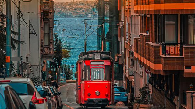 Kadıköy’e nasıl gidilir? Marmaray, metrobüs, metro, otobüs ve vapur ile Kadıköy’e ulaşım