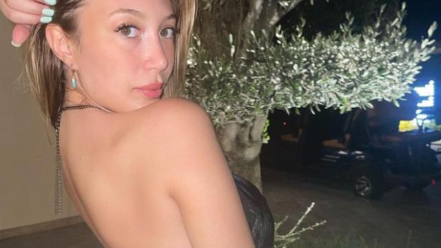 Mehmet Ali Erbil'in kızı Yasmin Erbil imaj tazeledi! Son haline yorum yağdı