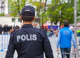 Resmi Gazete’de yayımlandı: Emniyet Genel Müdürlüğü’nde 10 bin 102 kişilik kadro açıldı