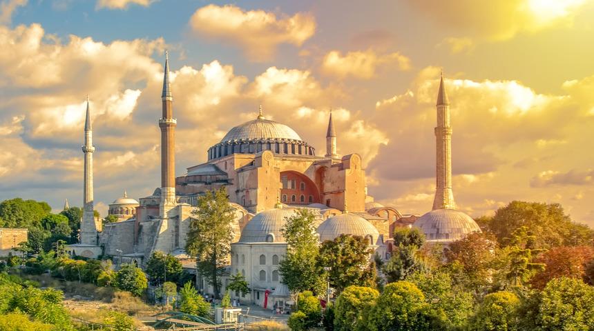 Ayasofya’ya nasıl gidilir? Ayasofya Camii’ne hangi otobüsler gider?