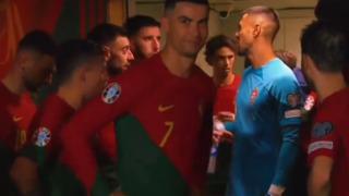 Ronaldo'nun Bruno Fernandes'e tepkisi kameralara fena yakalandı! Ona yapılsa kıyamet kopar