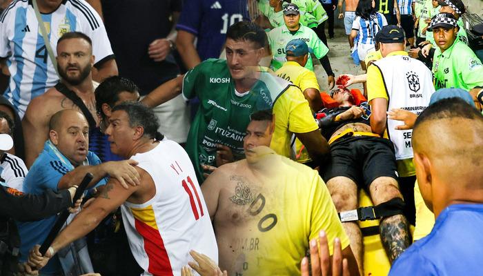 Brezilya-Arjantin maçında skandal olay! Polisler taraftarlara copla saldırdı, Messi takımını sahadan çekti!Dünyadan Futbol