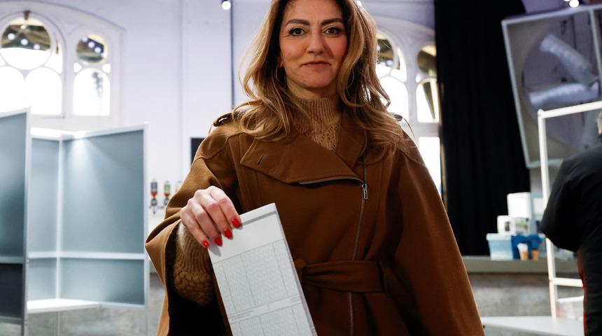 Hollandalılar sandık başına gitti! Dilan Yeşilgöz ülkenin yeni başbakanı olabilir