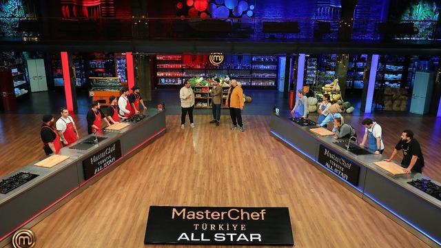 MasterChef'te eleme adayı kim oldu? 22 Kasım 2023 MasterChef All Star ikinci dokunulmazlığı kim, hangi takım kazandı?
