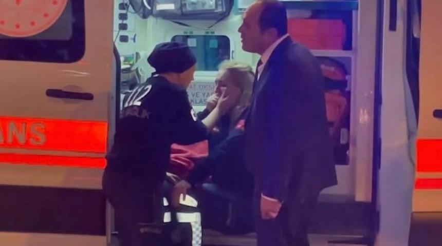 Bisiklete &ccedil;arpan ambulans şof&ouml;r&uuml; g&ouml;zyaşlarına hakim olamadı