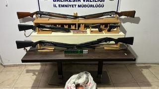 Balıkesir'de aranan kişilere yönelik şafak operasyonunda 15 şüpheli yakalandı