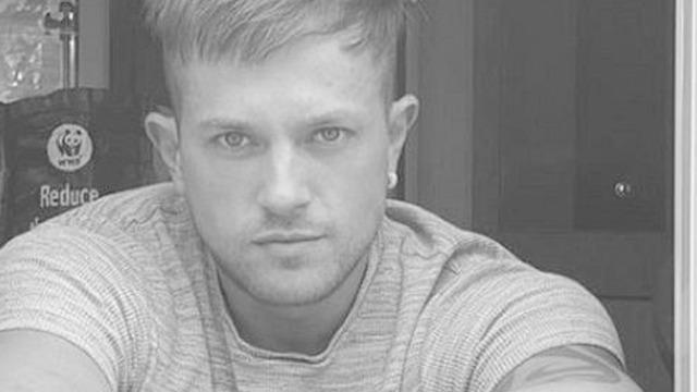 Futbolu bırakıp pornografik film sektörüne giren eski oyuncu hayatını kaybetti!