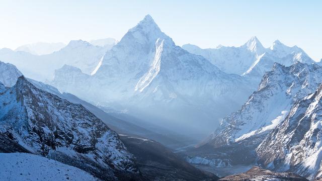 Everest Dağı nerede, hangi ülkede? Everest Dağı yükseklik kaç metre?