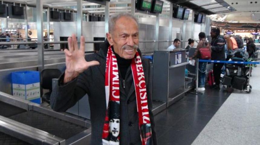 Sanatçı İlham Gencer konser için Kanada'ya gitti