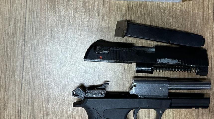 Uşak'ta uyuşturucu operasyonunda yakalanan 4 kişi tutuklandı