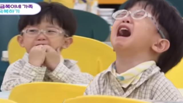 Kore'deki o program sosyal medyada çok konuşulmuştu! Küçük çocuğun ağladığı anlar ortaya çıktı... Ağlamaktan helak oldum